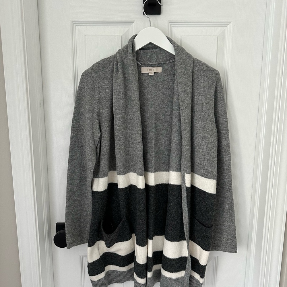 LOFT Women's Gray and Black Striped Cardigan